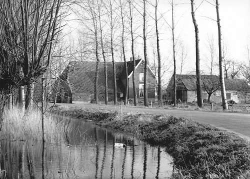 remmelinkdijk 2 grobben rond 1950 (foto m .grobben)   kopie   kopie